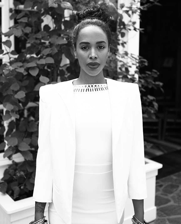Shvona Lavette