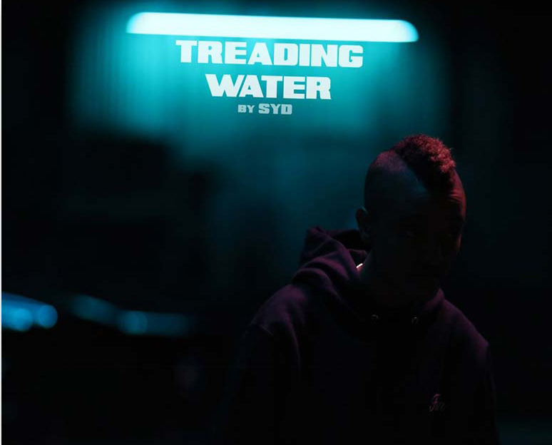 syd Treading Water