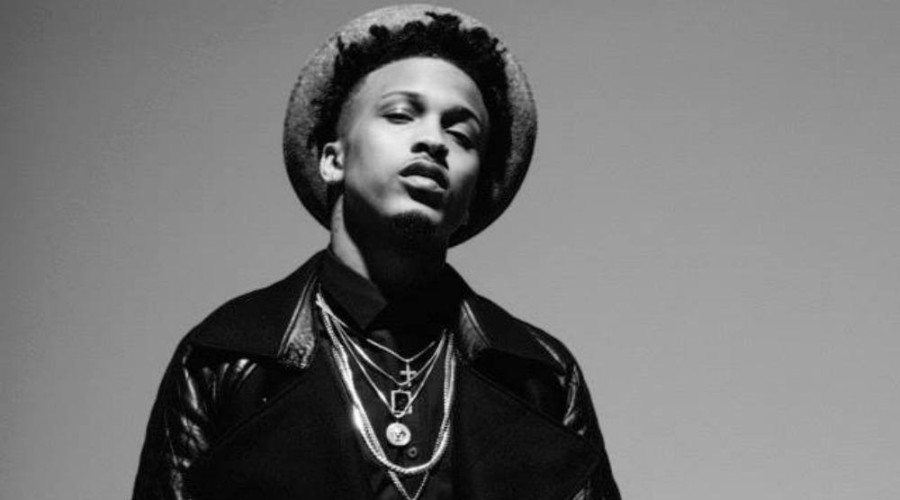 August Alsina Flashes Gun