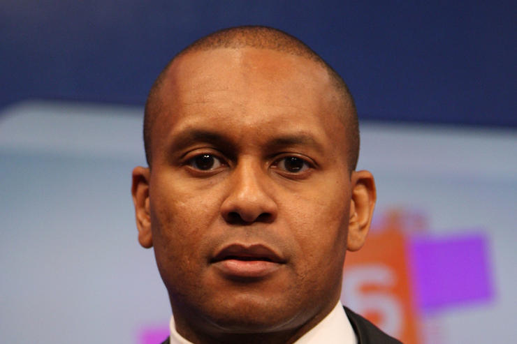 Kevin Powell Sues