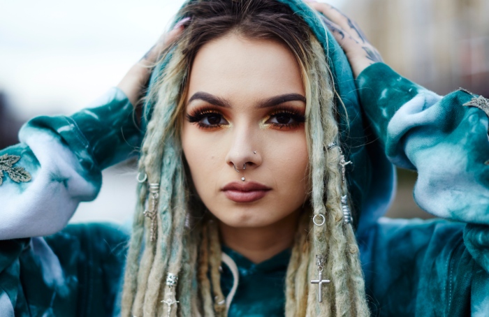Zhavia Deep Down