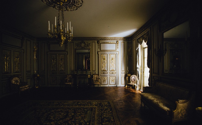 Elegant on A Budget - Elegance