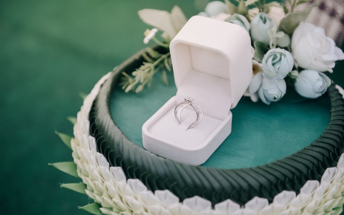 Minimalist Wedding