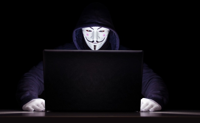 Prevent Online Companies from Collecting your Data