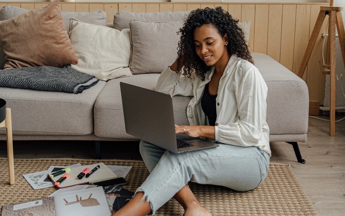 Navigate the Online Dating Space