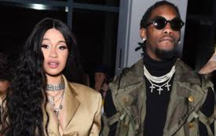 Cardi b defends Offset